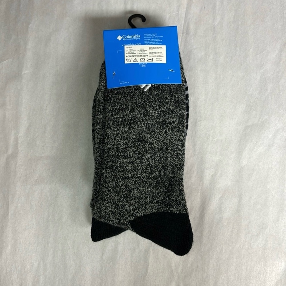 New Columbia Socks Women’s 2 Pair Black & Gray Fleece Socks Activewear Casual - Picture 4 of 12